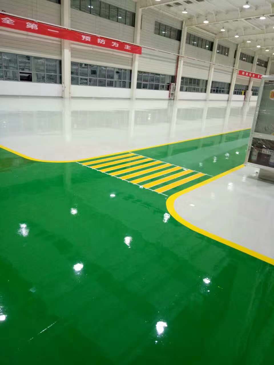 环氧地坪漆的种类、特点及适用范围