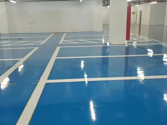 环氧地坪漆的耐磨与抗压性能解析