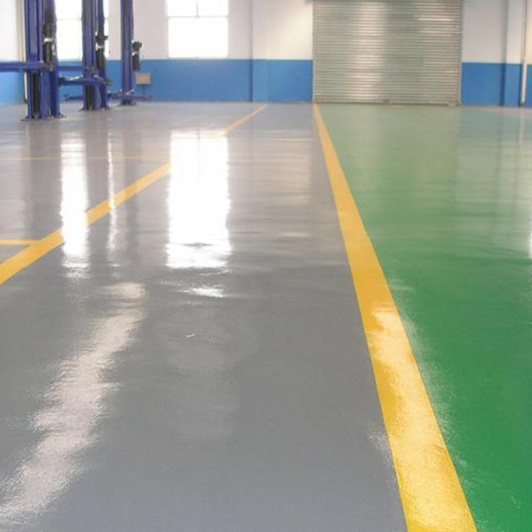 环氧地坪漆的附着力与抗裂性